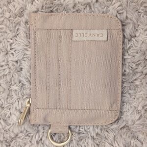 NWT Slim Canvelle (Logan+Lenora) Card Holder in Sand
